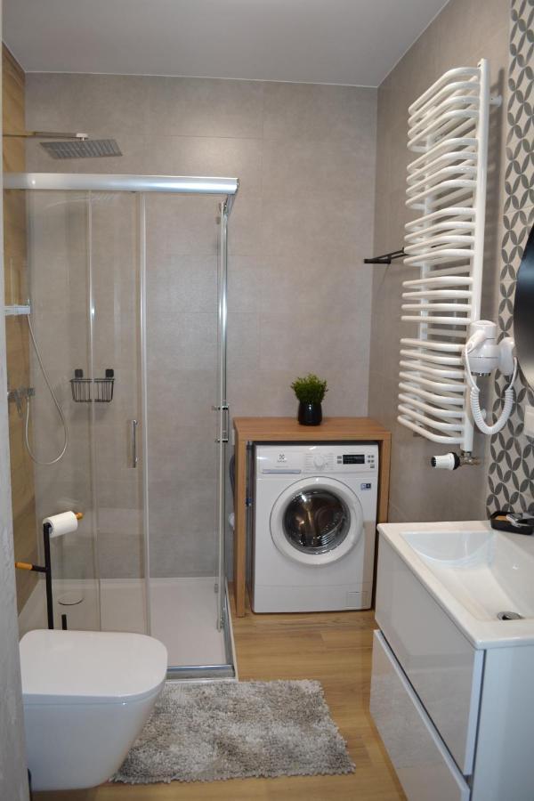Apartamenty Dk9 Promenada Gwiazd 14 米兹多洛杰 外观 照片